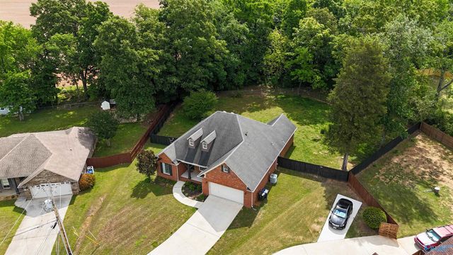 146 Bucks Pocket Drive, New Market, AL 35761