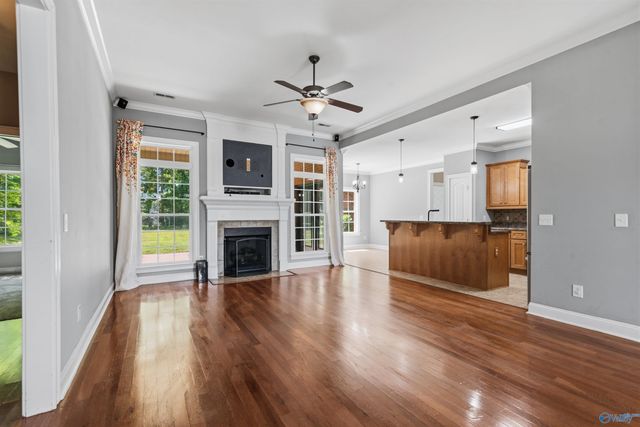 146 Bucks Pocket Drive, New Market, AL 35761
