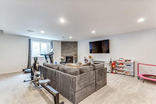 12213 E Ayesbury St, Wichita, KS 67226