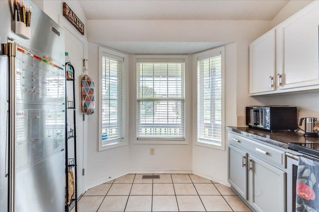 12213 E Ayesbury St, Wichita, KS 67226