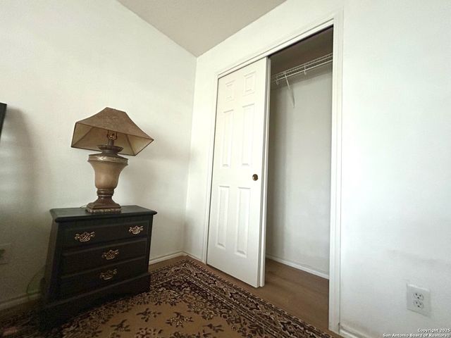 11023 Falling Water, San Antonio, TX 78249