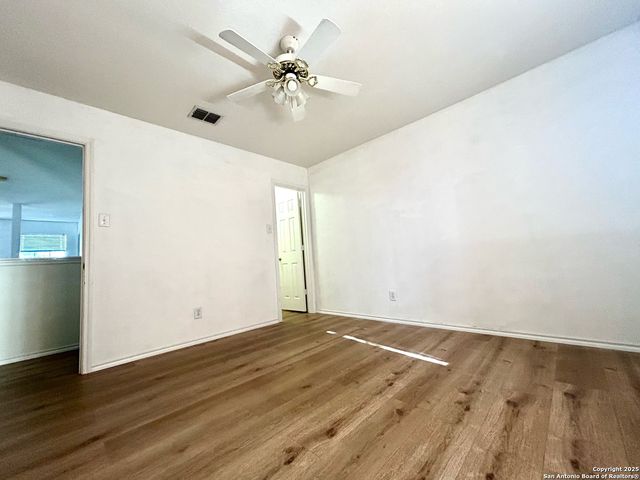 11023 Falling Water, San Antonio, TX 78249