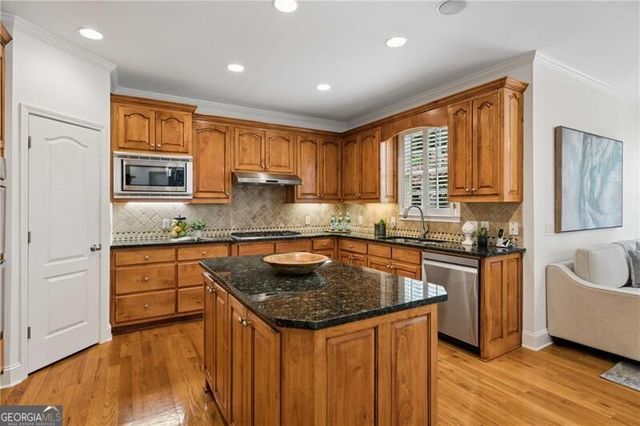 3960 Bonnett Creek Lane, Hoschton, GA 30548