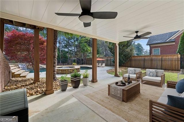 3960 Bonnett Creek Lane, Hoschton, GA 30548