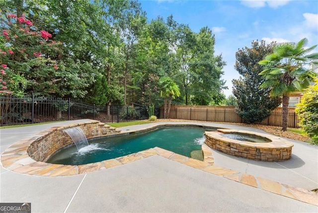 3960 Bonnett Creek Lane, Hoschton, GA 30548