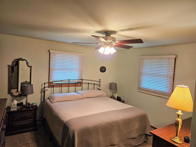 2005 OAK STREET, Oshkosh, WI 54901