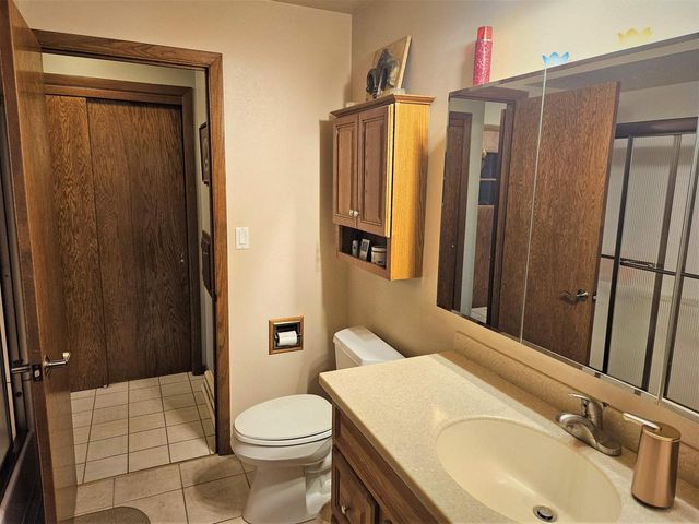 2005 OAK STREET, Oshkosh, WI 54901