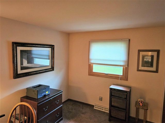 2005 OAK STREET, Oshkosh, WI 54901