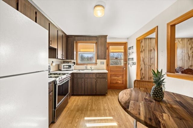 59 Pomona Drive, Brockton, MA 02302