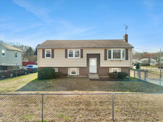 59 Pomona Drive, Brockton, MA 02302