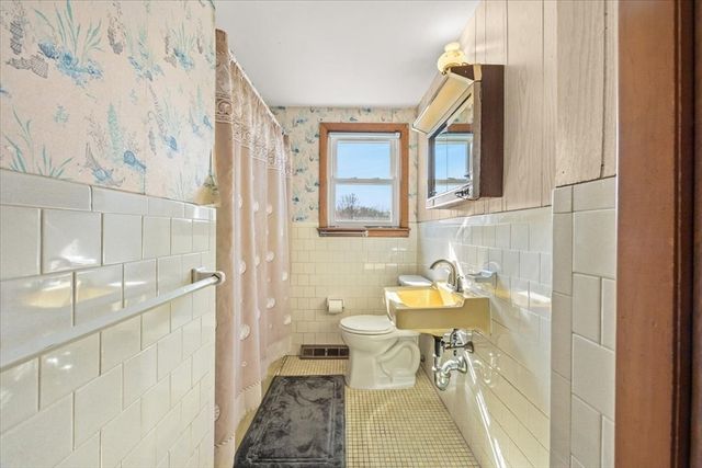 59 Pomona Drive, Brockton, MA 02302