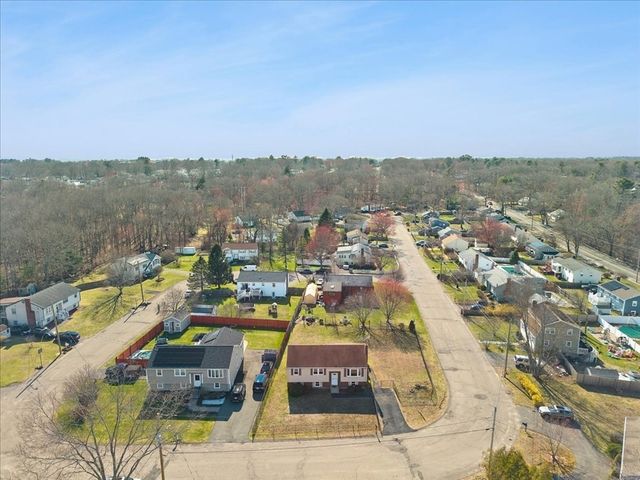 59 Pomona Drive, Brockton, MA 02302