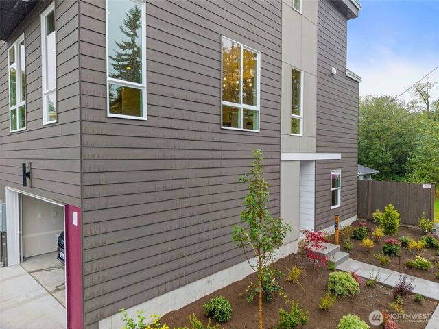 5015 144th Street SW #A4, Edmonds, WA 98026