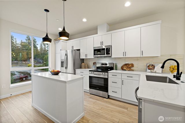 5015 144th Street SW #A4, Edmonds, WA 98026