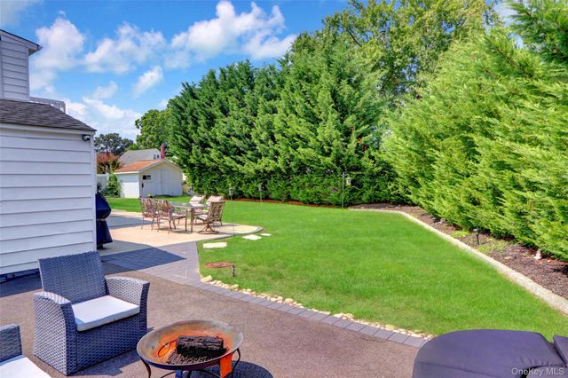 290 Eastwood, Deer Park, NY 11729