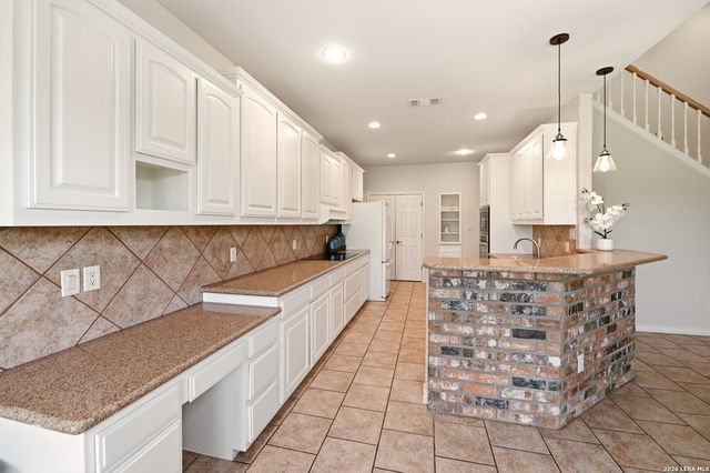 220 PRIVATE ROAD 4661, Castroville, TX 78009