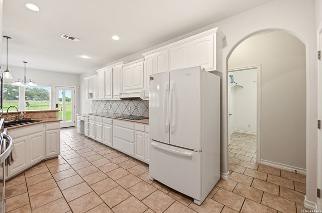 220 PRIVATE ROAD 4661, Castroville, TX 78009