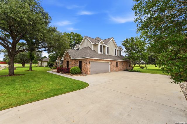 220 PRIVATE ROAD 4661, Castroville, TX 78009