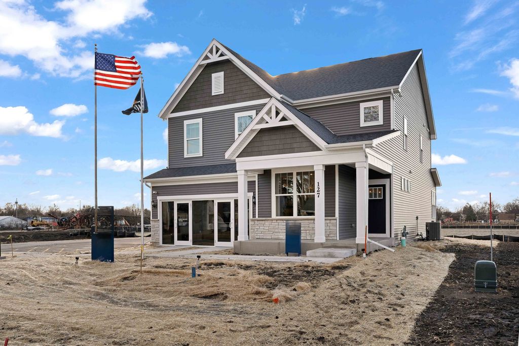 910 Houston Street, Batavia, IL 60510