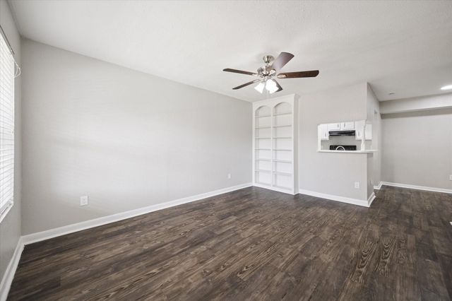 3800 Sherwood Lane 174, Houston, TX 77092