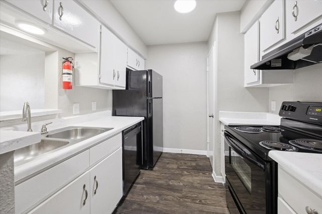 3800 Sherwood Lane 174, Houston, TX 77092