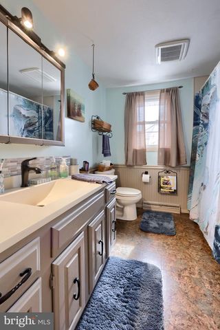 417 FREDERICK DR, Dallastown, PA 17313