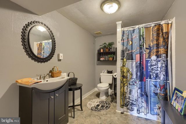 417 FREDERICK DR, Dallastown, PA 17313