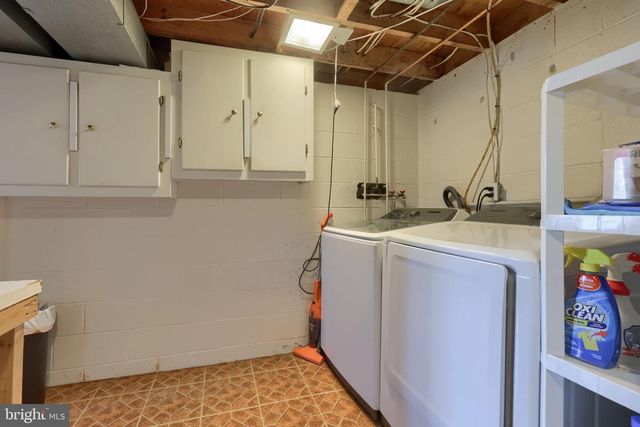 417 FREDERICK DR, Dallastown, PA 17313