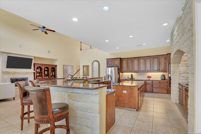 2715 WINDING VW, San Antonio, TX 78260