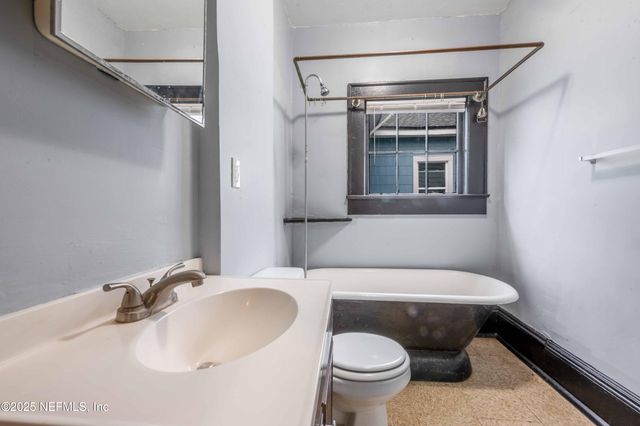 117 E 4TH Street 3, Jacksonville, FL 32206