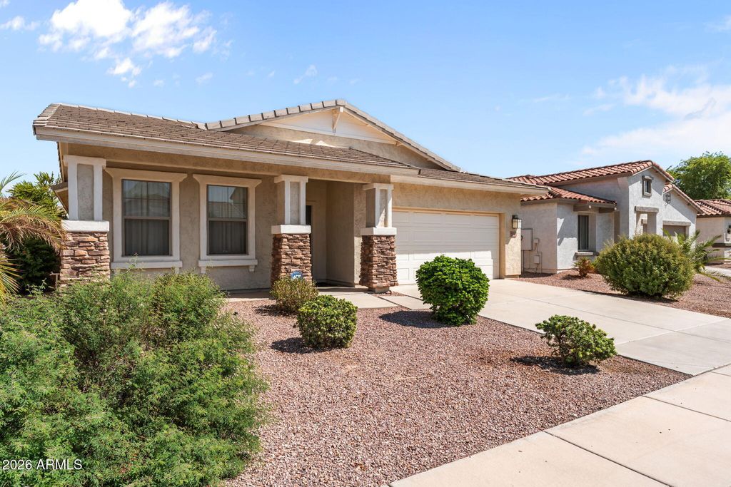 17632 W ACAPULCO Lane, Surprise, AZ 85388 — exterior