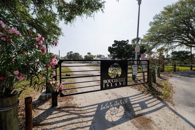 434 BOUCHELLE DRIVE 203, New Smyrna Beach, FL 32169