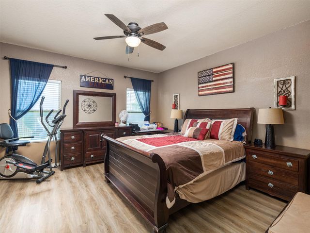 1016 Hondo LN, Hutto, TX 78634