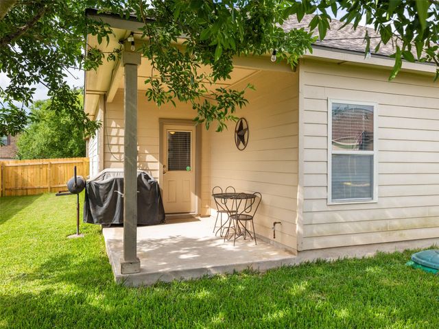 1016 Hondo LN, Hutto, TX 78634