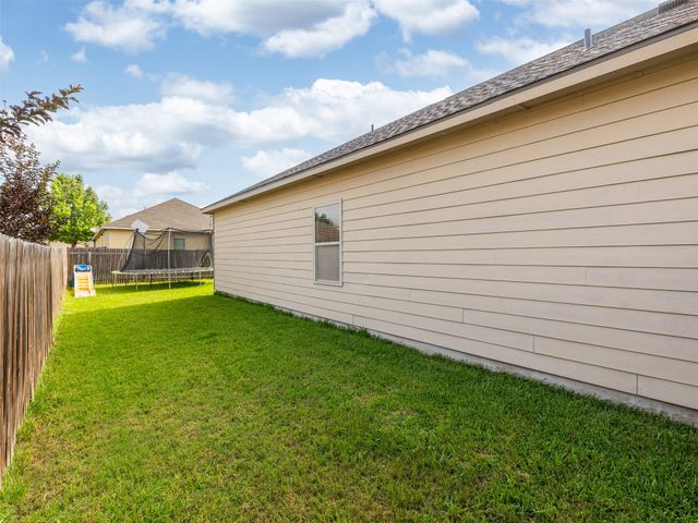 1016 Hondo LN, Hutto, TX 78634