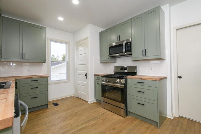 1108 N 2nd STREET, Watertown, WI 53098