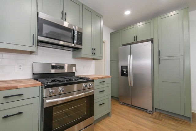 1108 N 2nd STREET, Watertown, WI 53098