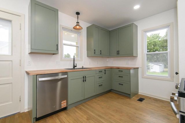 1108 N 2nd STREET, Watertown, WI 53098
