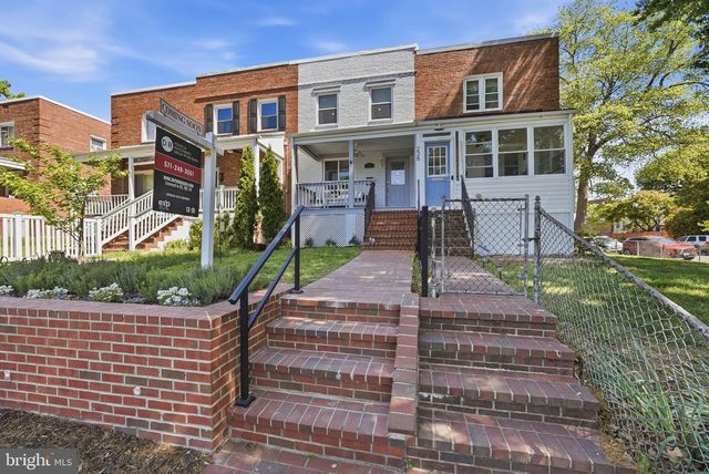 236 WESMOND DR, Alexandria, VA 22305