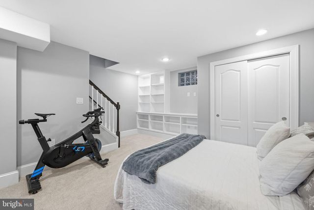 236 WESMOND DR, Alexandria, VA 22305