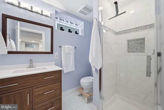 236 WESMOND DR, Alexandria, VA 22305