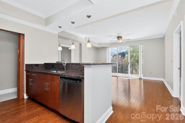 300 W 5th Street W 413, Charlotte, NC 28202