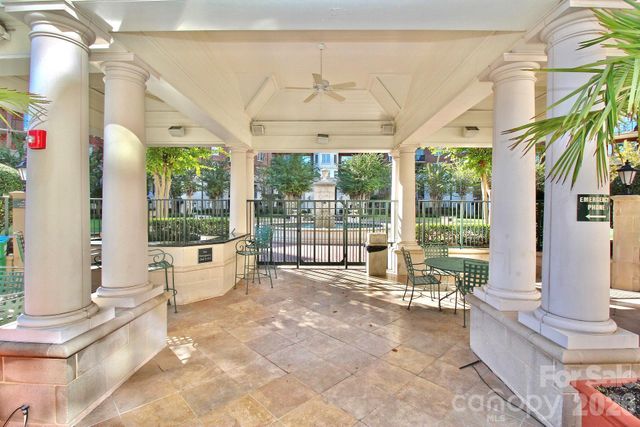 300 W 5th Street W 413, Charlotte, NC 28202