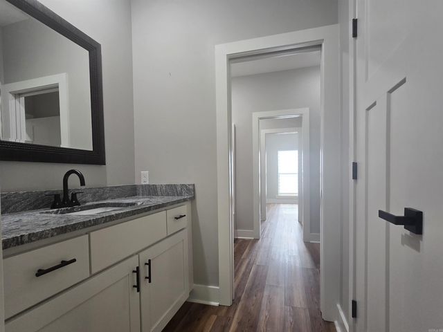 664 Hiram, Bauxite, AR 72011