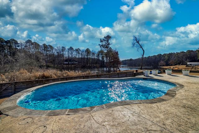 664 Hiram, Bauxite, AR 72011