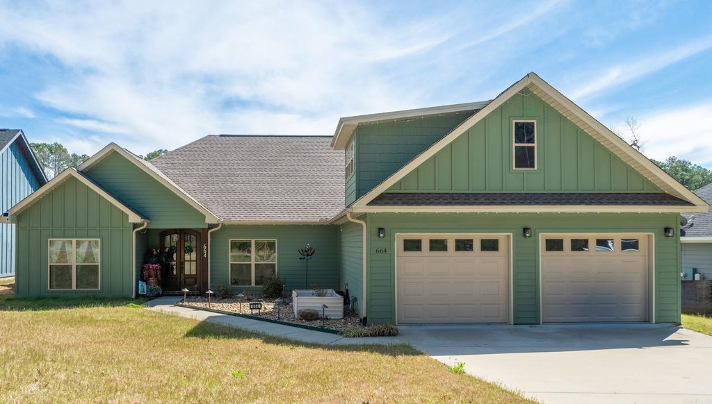 664 Hiram, Bauxite, AR 72011