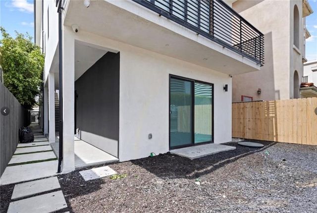 1807 Beloit Avenue 3, Los Angeles, CA 90025
