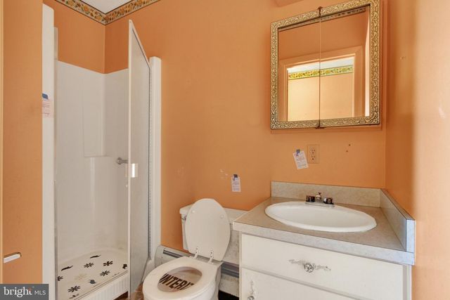 2482 PINE GROVE RD, York, PA 17403