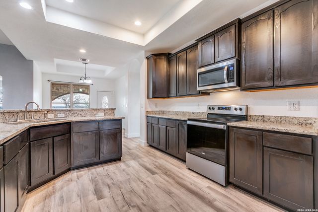 470 Blue Quail, Lytle, TX 78052