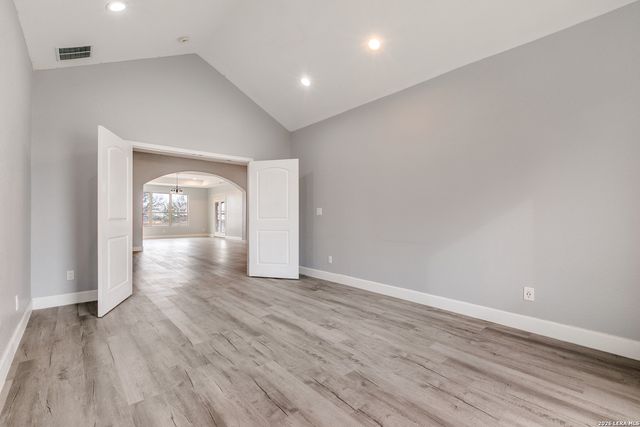 470 Blue Quail, Lytle, TX 78052